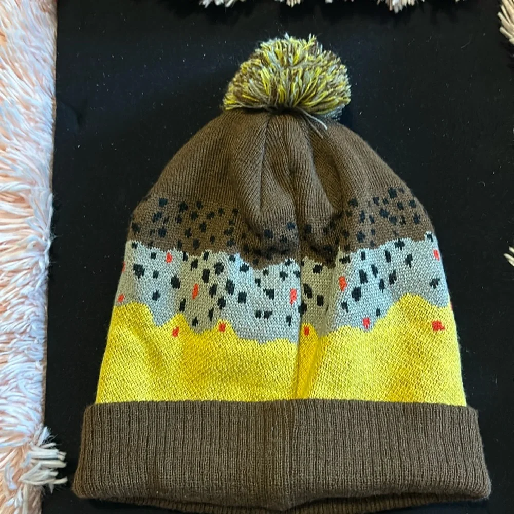 REPYOURWATER Pom Pom beanie - Picture 3 of 4
